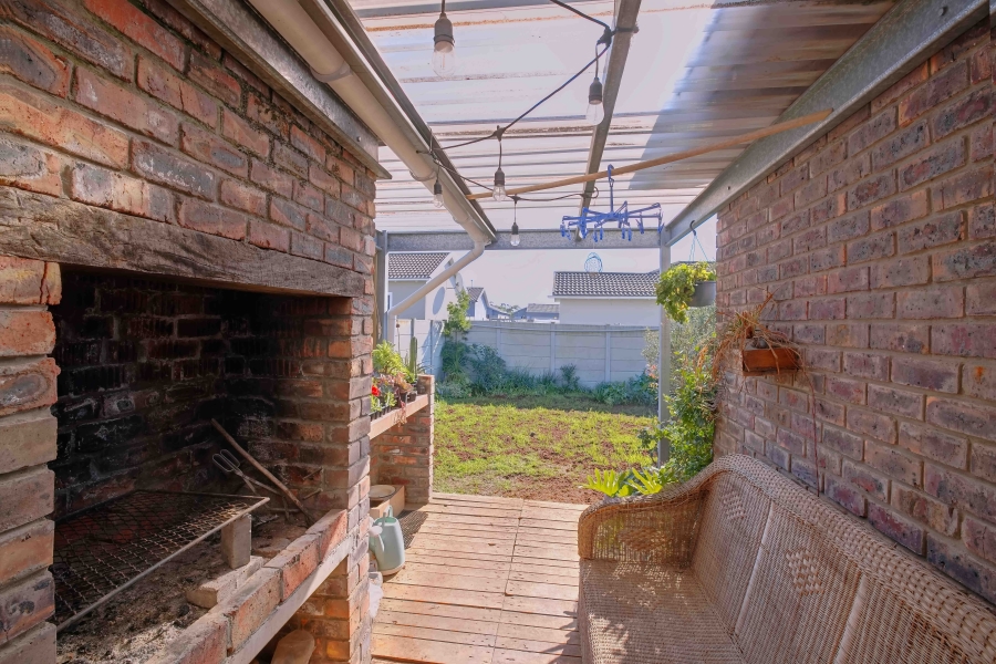 3 Bedroom Property for Sale in Fairview Eastern Cape